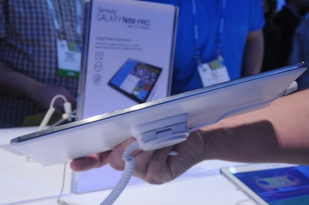 Camera chính 8 megapixel tương đương với một số smartphone hiện nay.