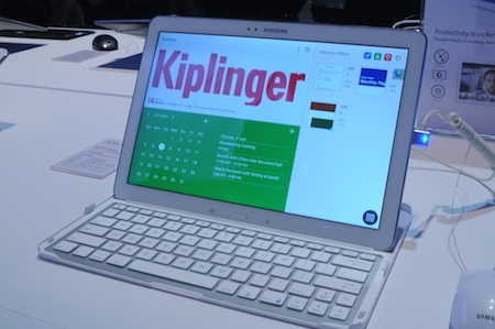 Camera 8 megapixel giống với phiên bản Galaxy NotePro.