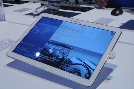 Cận cảnh Galaxy TabPro và NotePro 12,2 inch vừa ra mắt tại CES 2014 - 12 Thiết kế của Galaxy TabPro không khác vơi