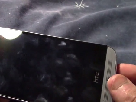 Hệ thống phím bấm cảm ứng riêng biệt không còn xuất hiện trên HTC M8.