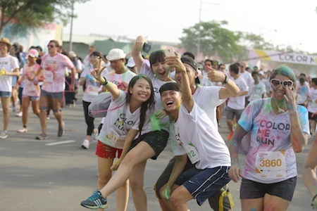 Bộ đôi Galaxy S5 và Gear Fit thử thách cùng khó khăn