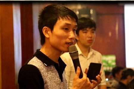 Người dùng nói về điện thoại HKPhone - 5 Anh Quang Trung nhận
được rất nhiều câu hỏi từ phía những người đang sử dụng Revo LEAD.