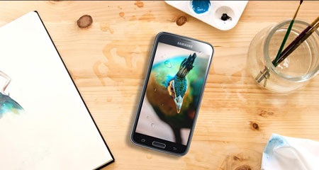 Người dùng thích đổi điện thoại cũ lấy Samsung Galaxy S5 nhất - 2 Với tiêu chuẩn IP67, Galaxy S5 kháng được mồ hôi, nước, chất lỏng, cát và bụi.