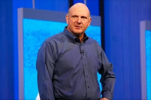 Ông Steve Ballmer chínŨ thức rời khỏi Microsoft sau 34 năm gắn bó.