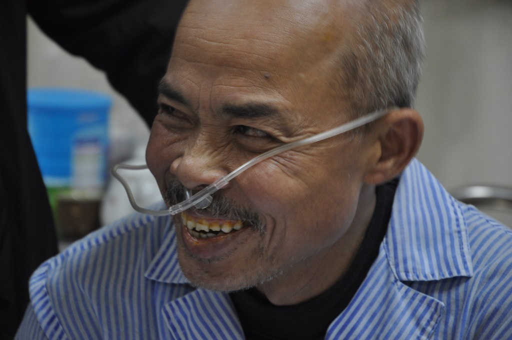 Sức khỏe của nghệ sĩ Hán Văn Tình có chiều hướng xấu đi