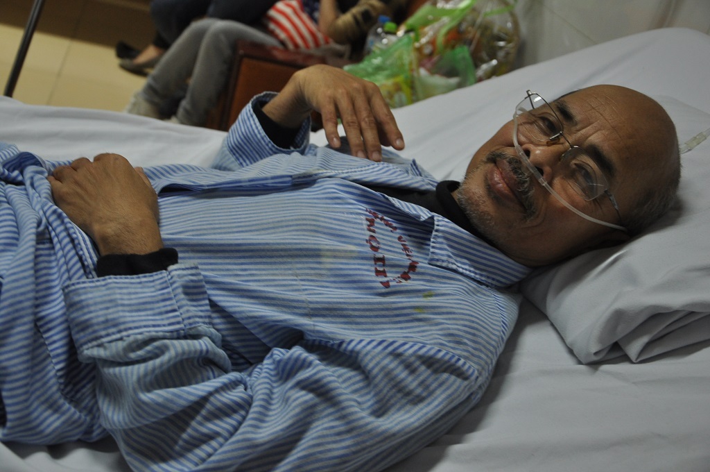 Hiện nghệ sĩ Hán Văn Tình đã được chuyển sang nằm ở phòng riêng tại bệnh viện 198.