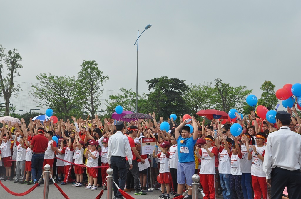 Chương trình thu hút đông đảo mọi người tham gia.