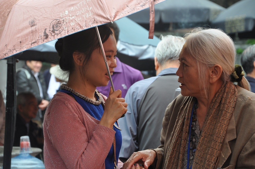 trau dồi thêm kiến thức từ việc học hỏi các bậc tiền bối.