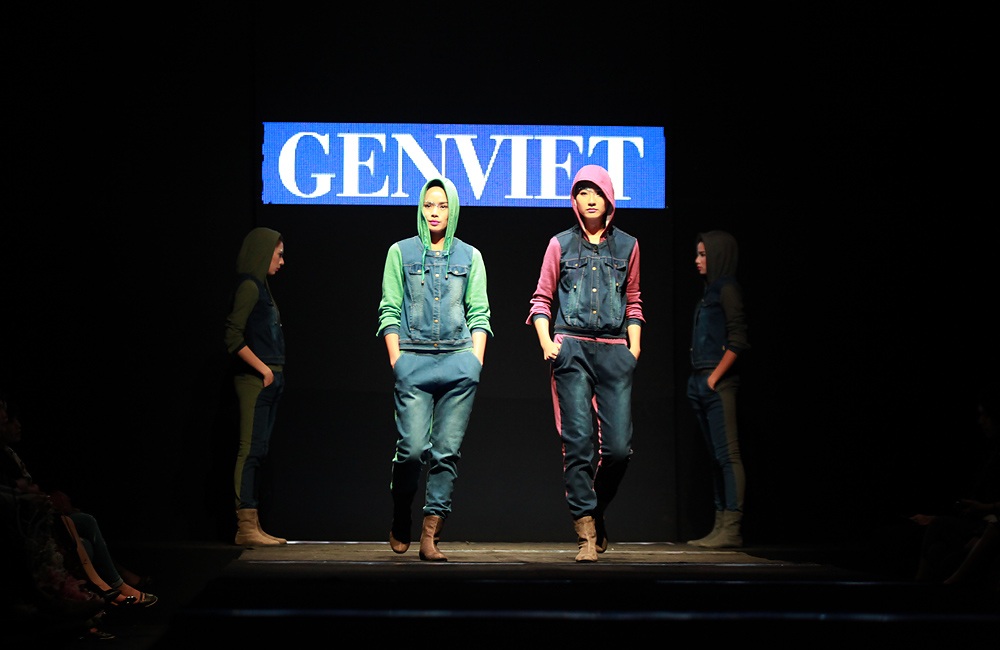 Chất liệu Jean kết hợp với nỉ tạo sự mềm mại và mang tính ứng dụng cao.