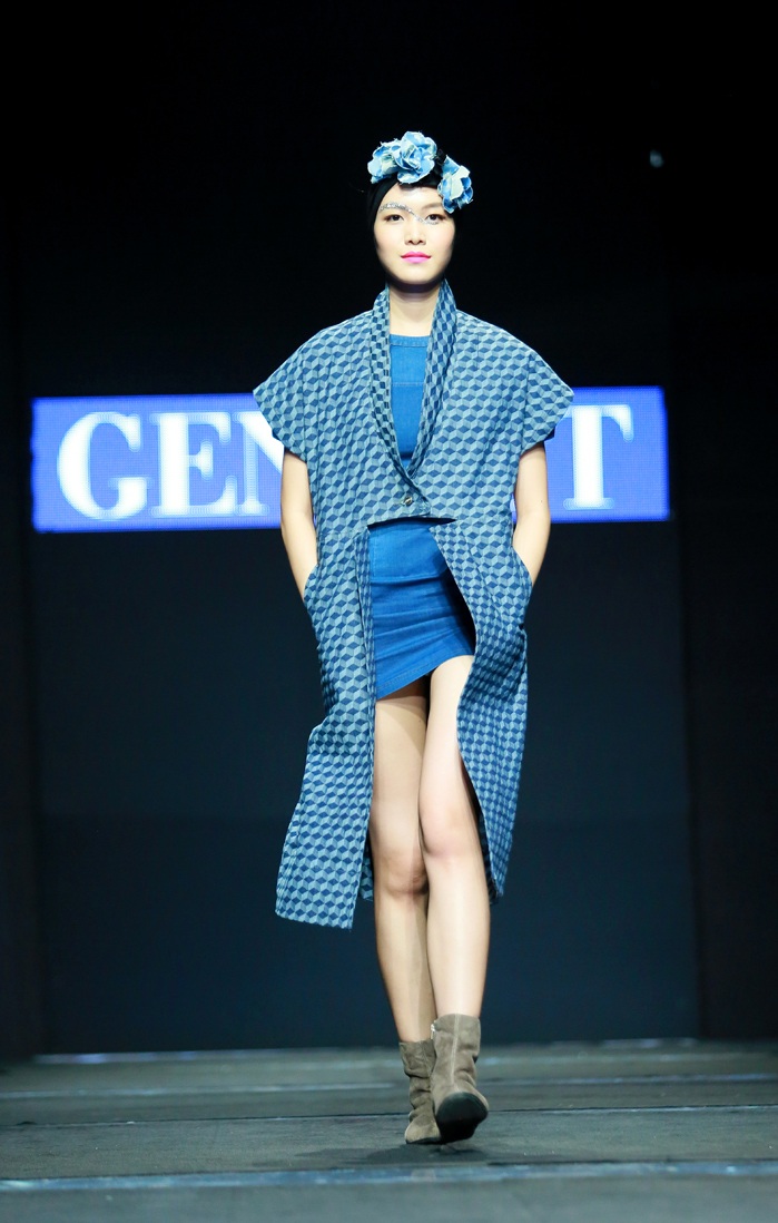 GenViet Jeans với phong cách trẻ trung, hiện đại.