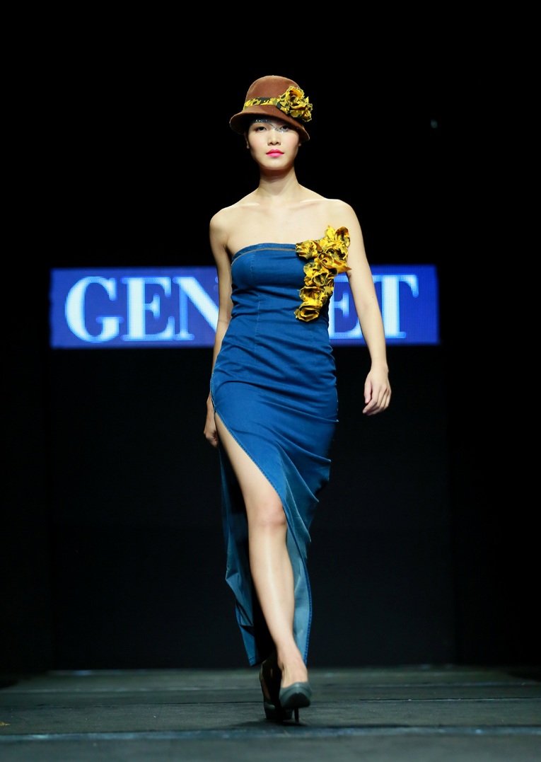 GenViet Jeans với phong cách trẻ trung, hiện đại.