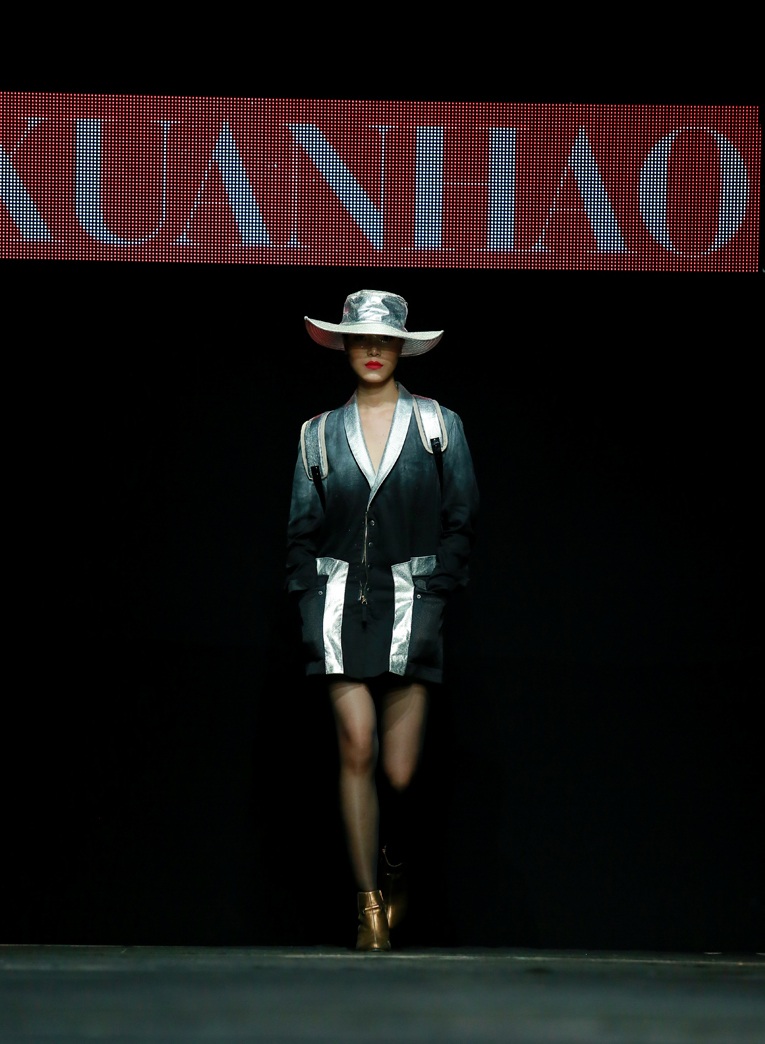 Những mẫu thiết kế của NTK Xuân Hảo.