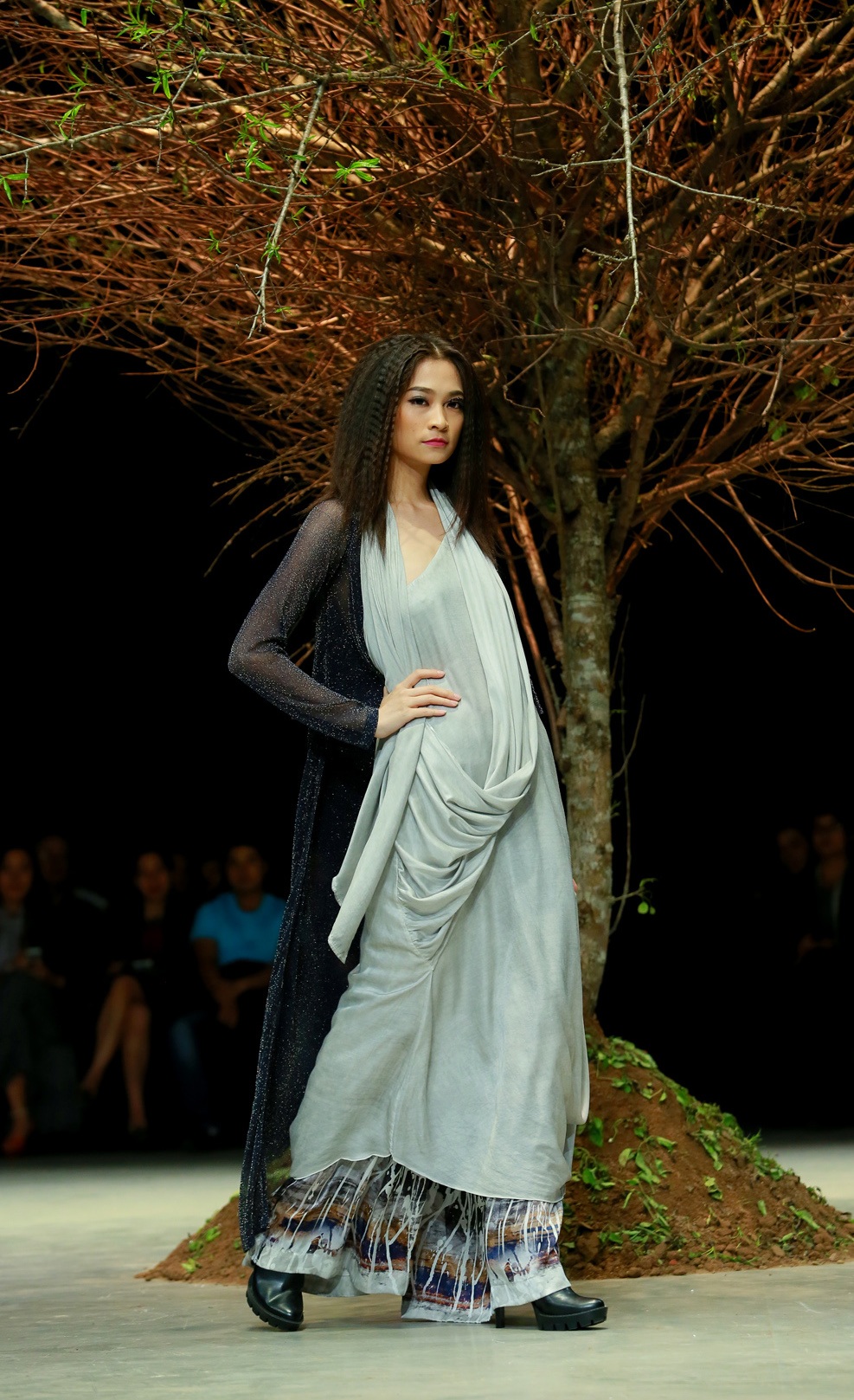 Nỗi nhớ mùa đông da diết trong đêm diễn Haute Couture - 14 P.O