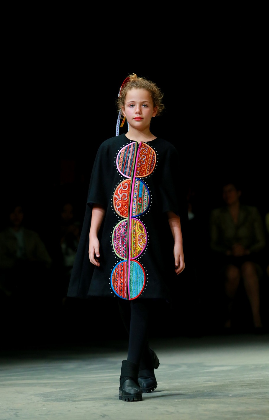 Nỗi nhớ mùa đông da diết trong đêm diễn Haute Couture - 7 P.O