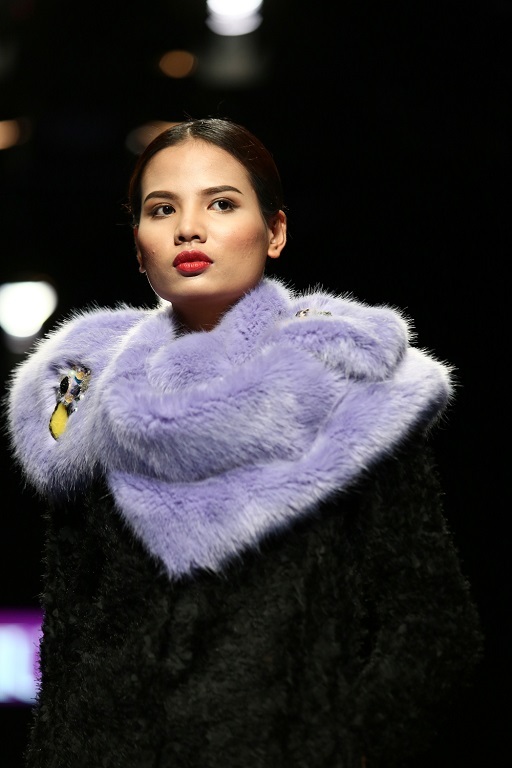 Nét đẹp hoài cổ trong bộ sưu tập của NTK Hùng Việt.