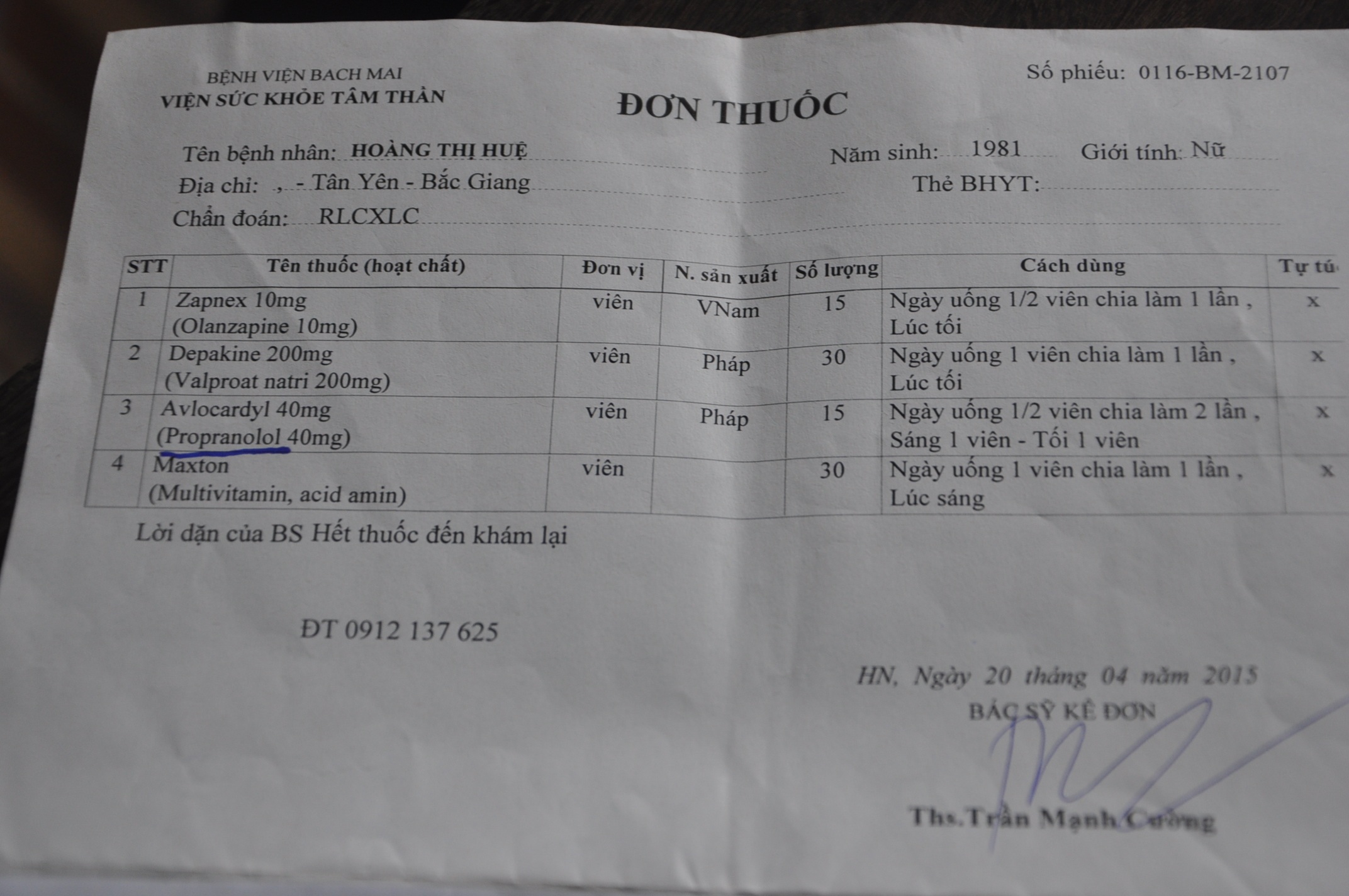 Quyết định nhận mức trợ cấp xã hội của chị Huệ.