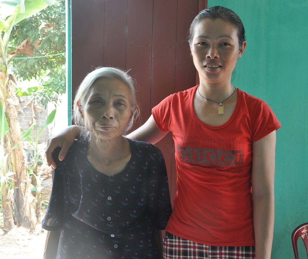 Hai mẹ con bà Sự rồi đây sẽ hạnh phúc...