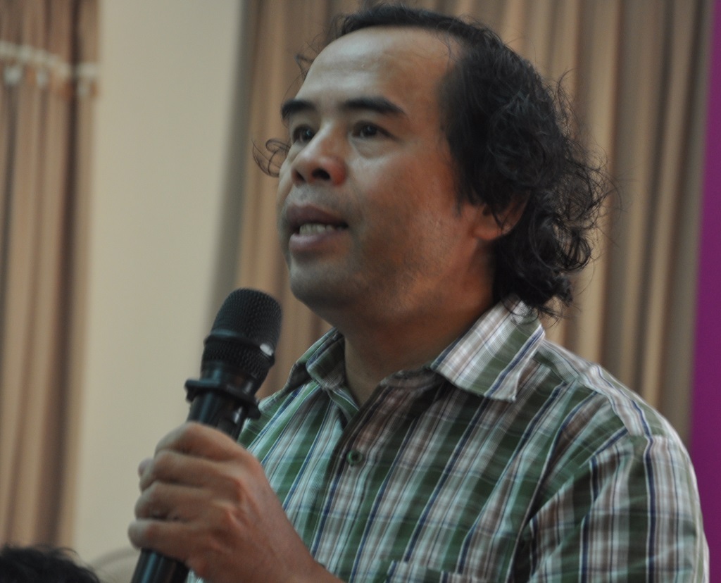 Nhà phê bình văn học Văn Giá.