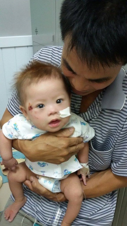 Sau ca mổ tim, tình trạng của em khá tốt và có thể xuất viện.