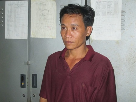 Đối tượng Vứt tại cơ quan công an