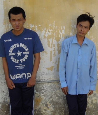 Hai đối tượng trộm xe gắn máy tại cơ quan công an