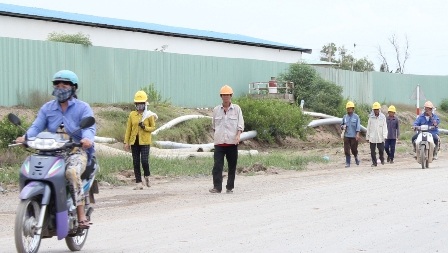 Lao động phổ thông Việt Nam được tuyển vào làm việc với mức lương khá thấp