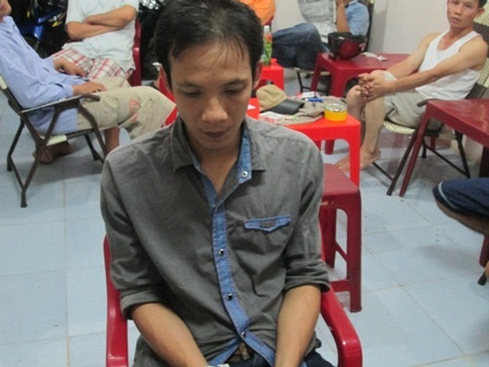 Đối tượng Nhẹ cầm đầu tụ điểm cá độ bóng đá