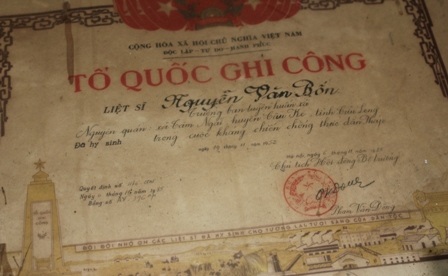 Mặc dù chỉ một ngón nhưng gia tộc này đã đóng góp không nhỏ trong kháng chiến chống Mỹ.