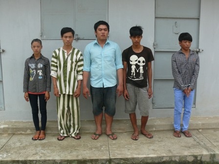 Nhóm 5 đối tượng trộm xe gắn máy tại cơ quan công an