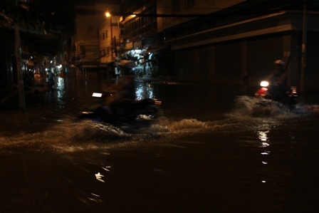 Khu vực Trung tâm Thương Mại Cái Khế ngập sâu