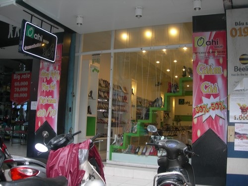 Trầm lắng thị trường quà tặng và hoa tươi 20/10 - 1