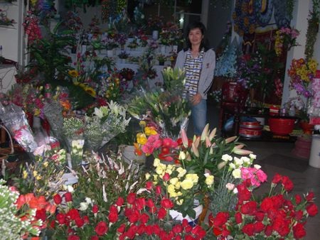 Trầm lắng thị trường quà tặng và hoa tươi 20/10 - 2
