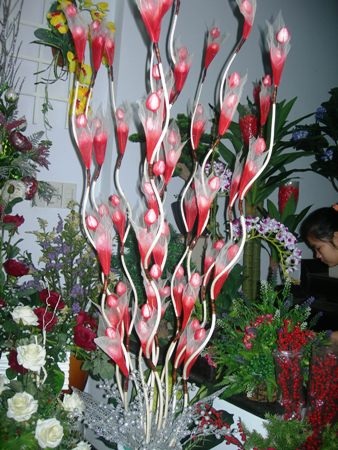 Hoa giả hối hả vào mùa Tết  - 9