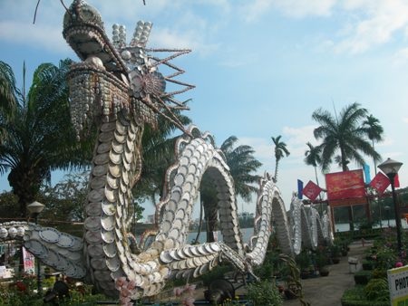 Ngắm ba con rồng "khủng" tại hội hoa xuân - 3