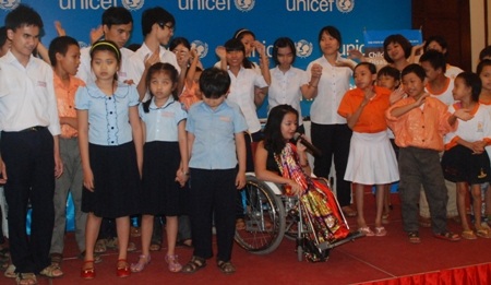 Phó Chủ tịch nước Nguyễn Thị Doan phát biểu tại lễ công bố