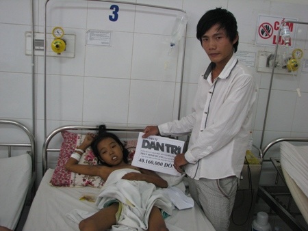 Hơn 40 triệu đồng đến với bé bị bệnh tan máu bẩm sinh