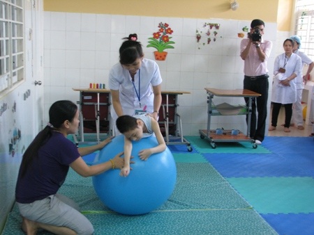 Khoa phục hồi chức năng được thành lập sẽ rất thuận với cho các bệnh nhi trong việc điều trị
