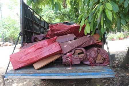 Số gỗ hương bị thu giữ