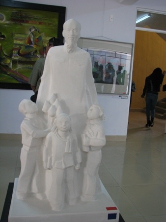 Tác
phẩm “Tình Bác” của tác giả Lê Huy Hạnh