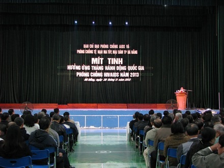 Lễ mít- tinh tháng hàng động quốc gia phòng chống HIV/AIDS năm 2013 tại Đà Nẵng