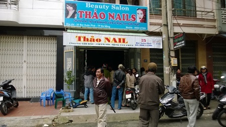 Tưới xăng thiêu bạn gái rồi ngồi cạnh... nhìn - 1 Hiện trường nơi xảy ra vụ việc