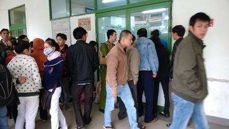 Tưới xăng thiêu bạn gái rồi ngồi cạnh... nhìn - 2 Hiện trường nơi xảy ra vụ việc