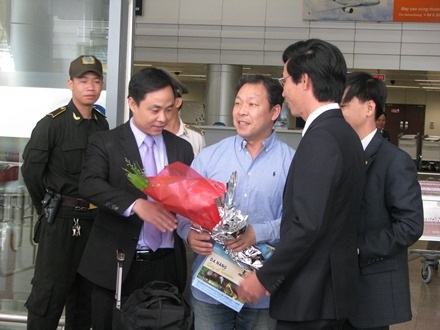 Đón gần 120 khách quốc tế đầu tiên xông đất đầu năm