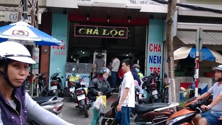 Giá thực phẩm bắt đầu tăng tốc - 5 Nem chả gia truyền hút khách