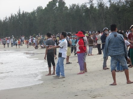 Khu vực biển nạn nhân bị sóng cuốn trôi