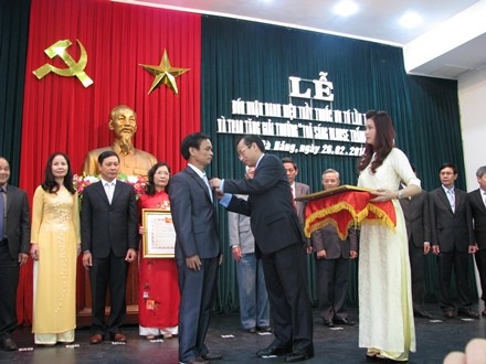 Trao danh hiệu thầy thuốc ưu t