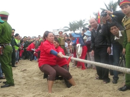 Các đội tham gia kéo co