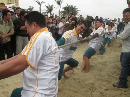 Các đội tham gia kéo co