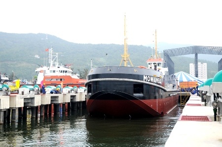 Sau khi hạ thủy, tàu được xuất khẩu qua Úc