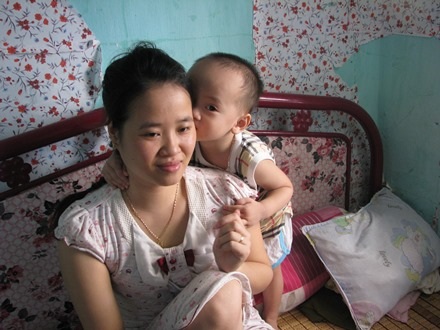 Mẹ con chị Phương sống tại căn phòng trọ trên đường Đỗ Quang (TP Đà Nẵng)